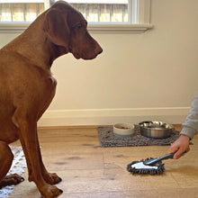 Load image into Gallery viewer, PawLab GrubbyPaw Slobber Swabber